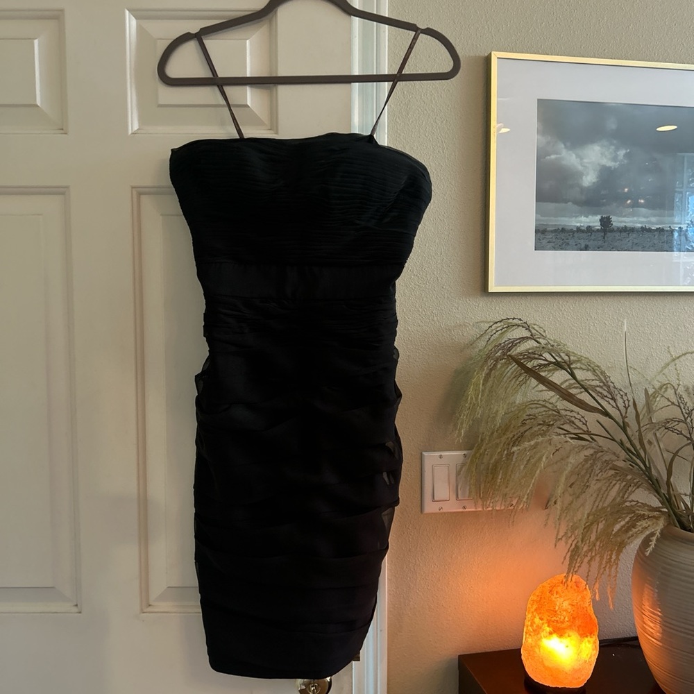 Monique Lhuillier Black Strapless Dress